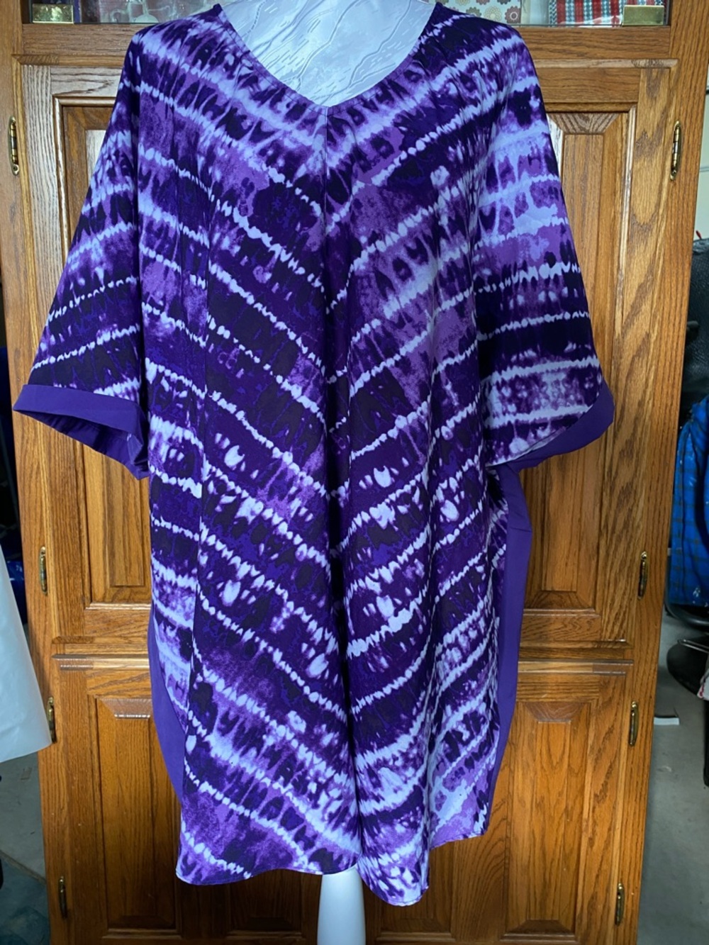 Vibrant Purple Tie-Dye V-Neck Tunic No Tag APAP 32”Close to 3X Light Weigth - Picture 1 of 13